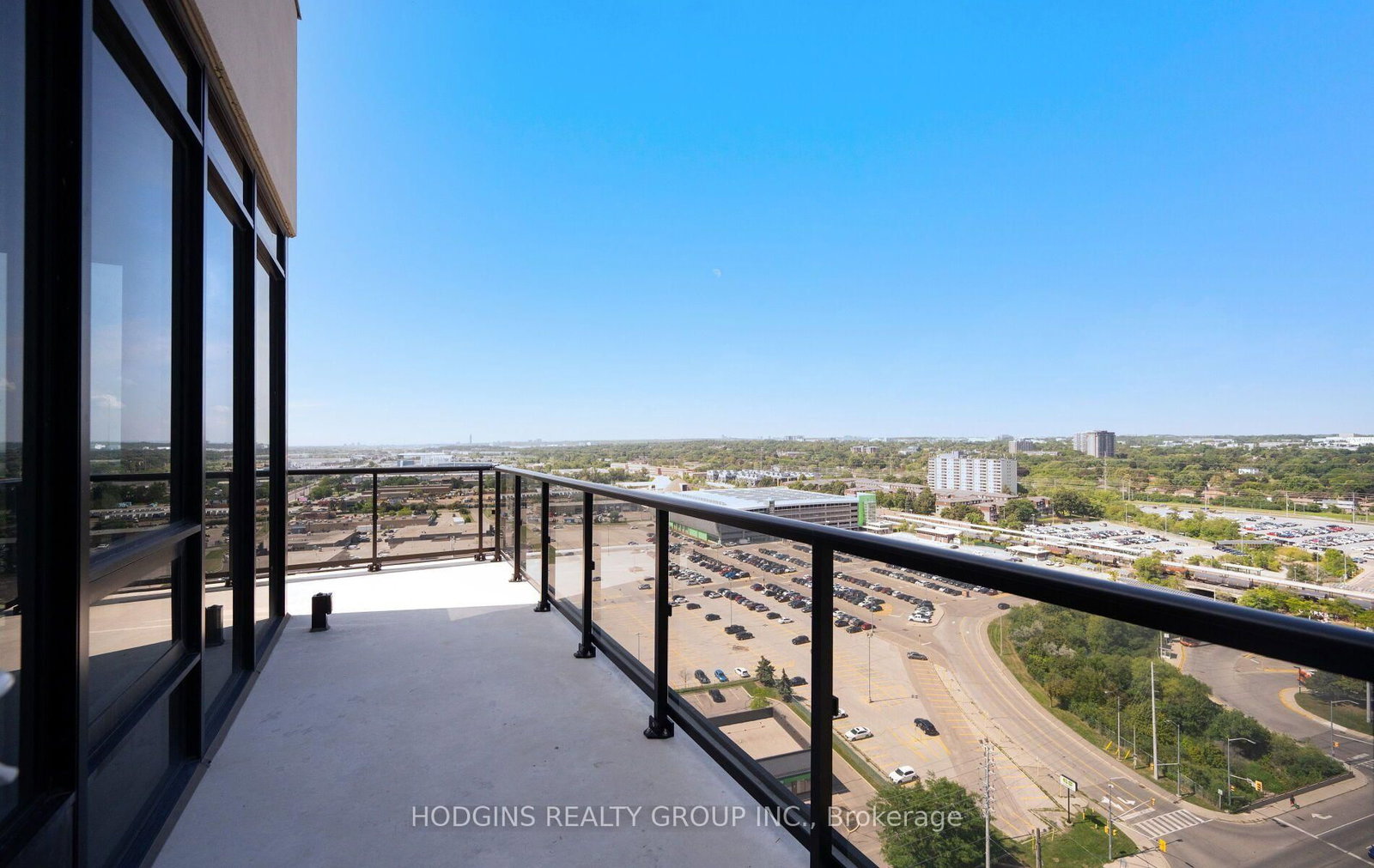 1035 Southdown Road • #UPH 2008 • Mississauga, ON photo 31