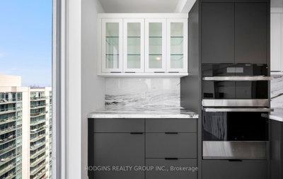 1035 Southdown Road • #UPH 2008 • Mississauga, ON photo 5
