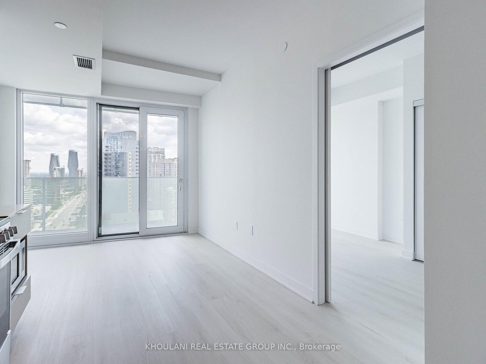 3900 Confederation Parkway • #2212 • Mississauga, ON photo 16