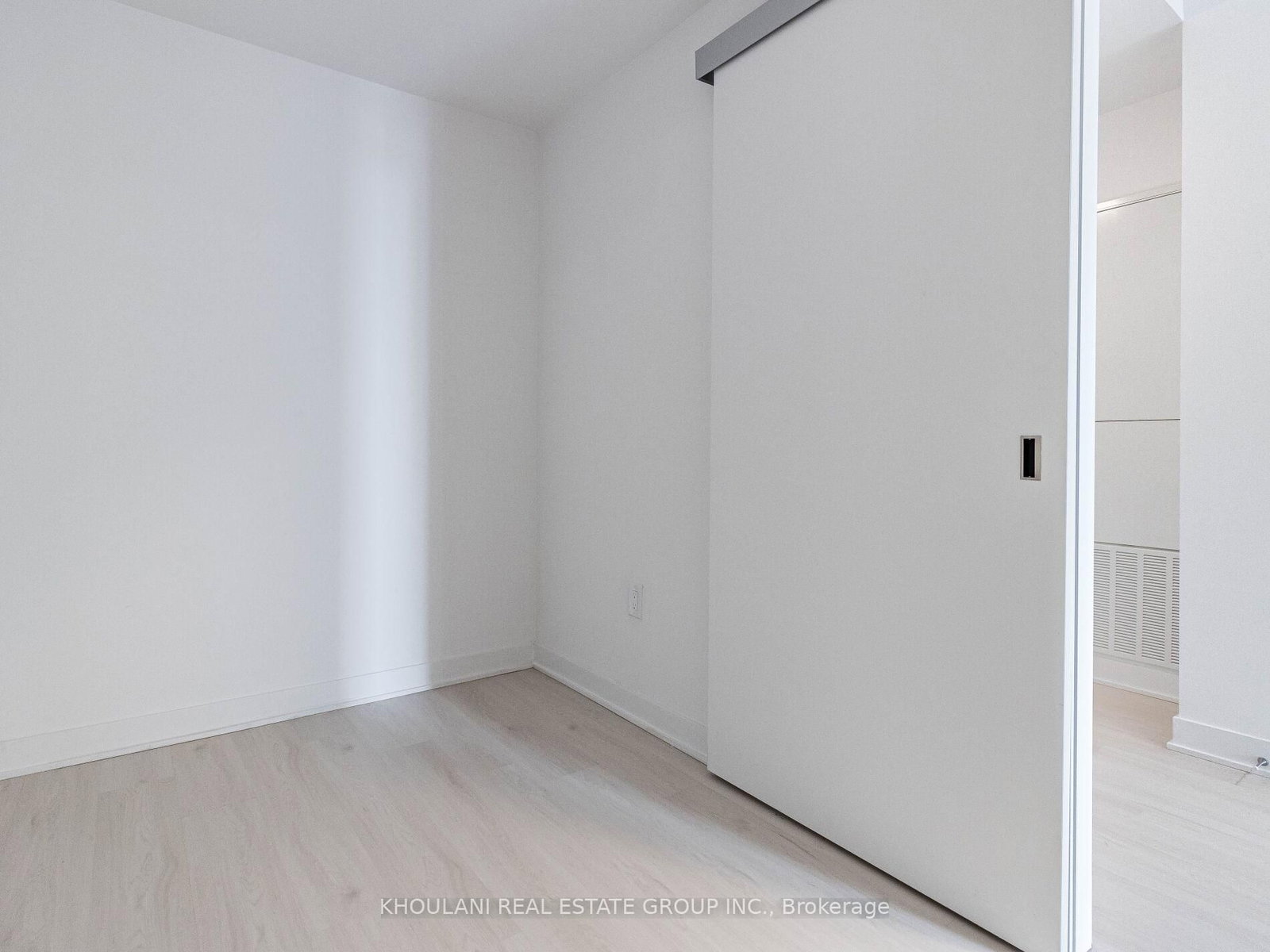 3900 Confederation Parkway • #2212 • Mississauga, ON photo 28