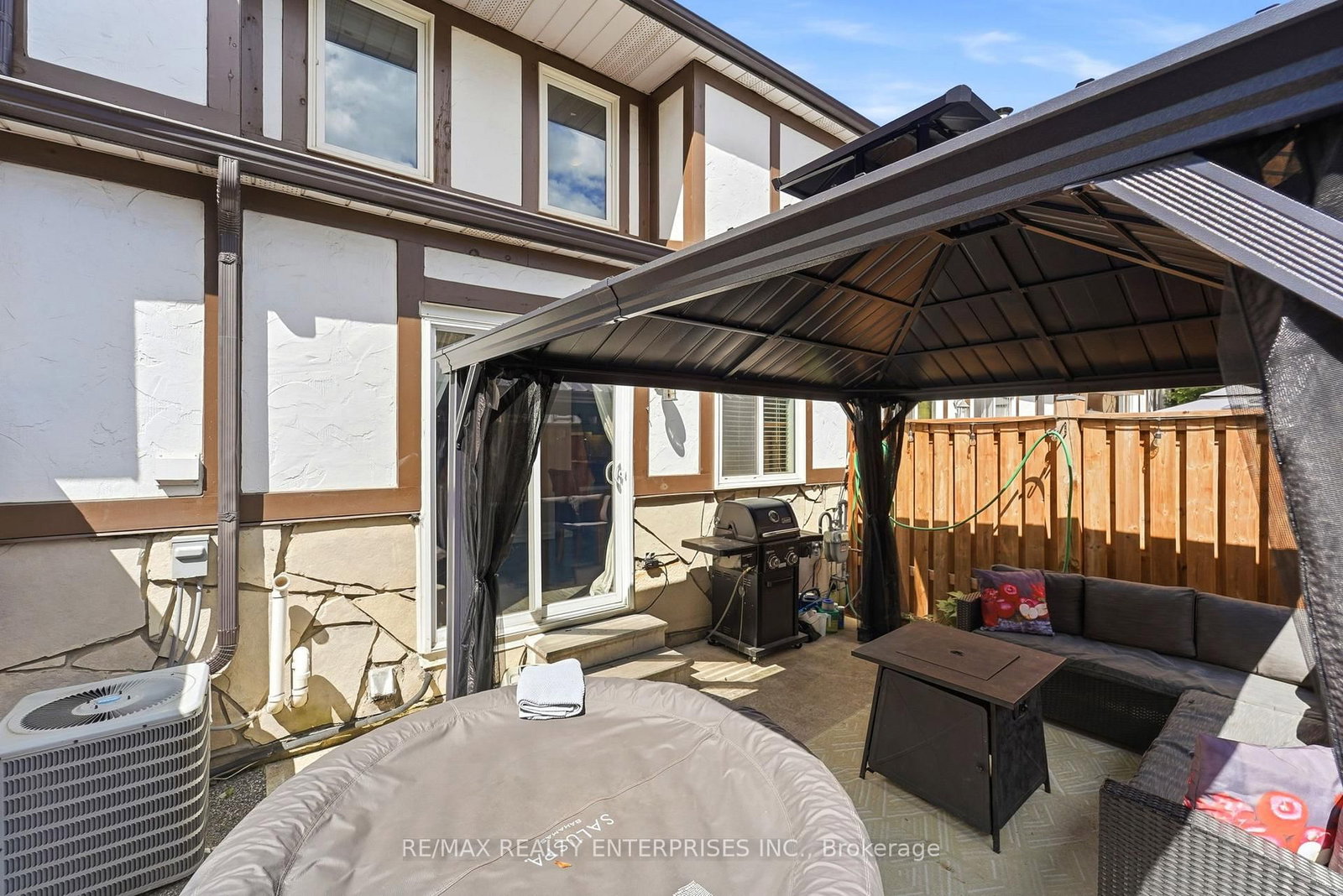 2200 Glenwood School Drive • #35 • Burlington, ON photo 21