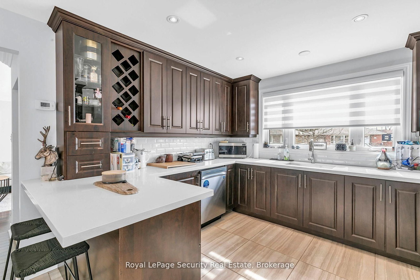 251 Thistle Down Boulevard • Toronto, ON photo 11