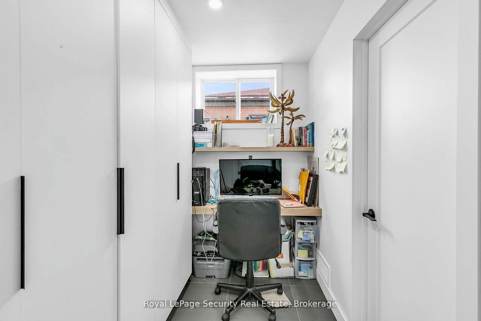 251 Thistle Down Boulevard • Toronto, ON photo 27