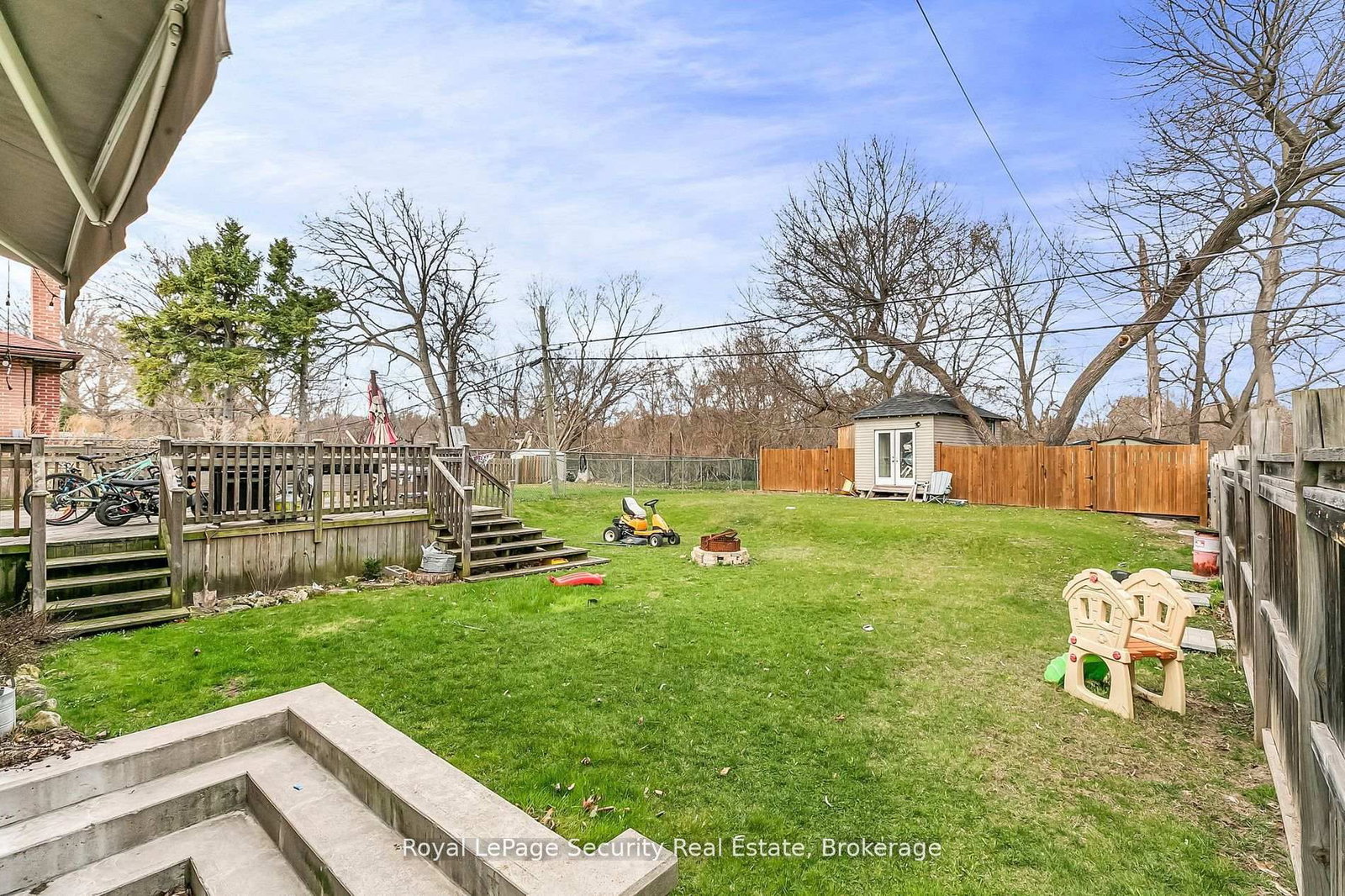251 Thistle Down Boulevard • Toronto, ON photo 29