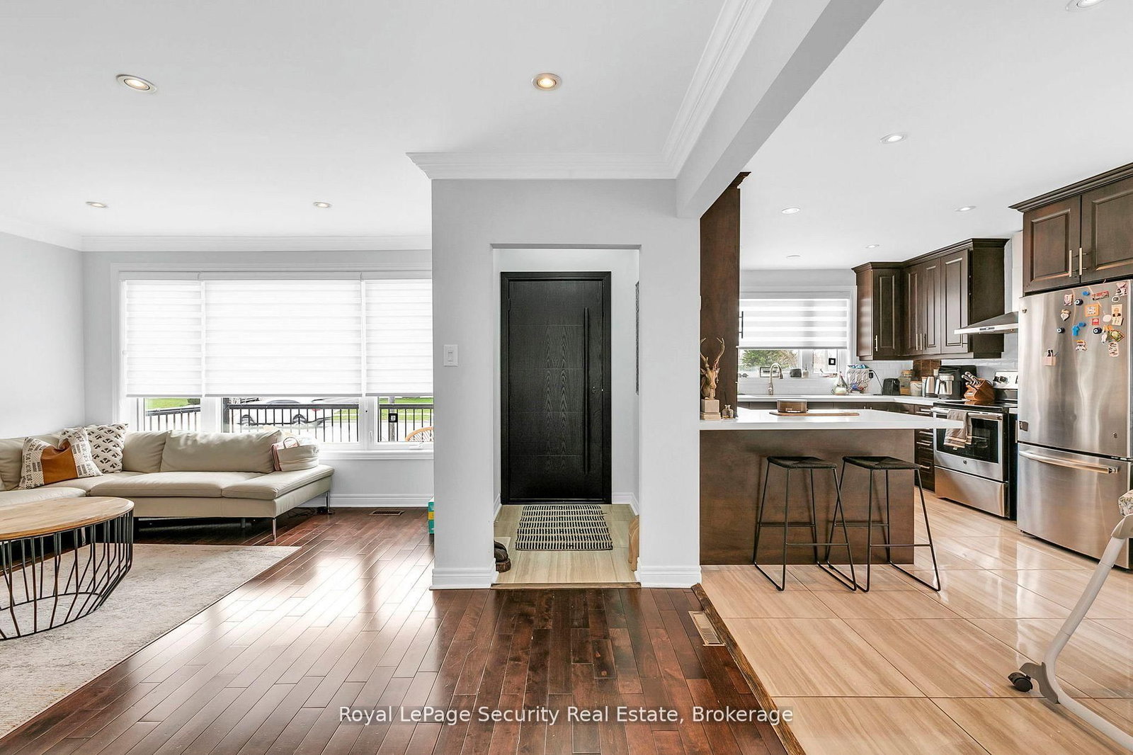 251 Thistle Down Boulevard • Toronto, ON photo 5