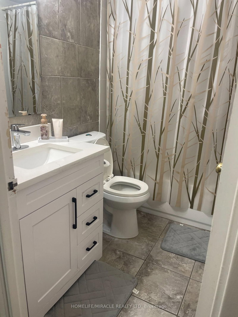 3555 Derry Mississauga,ON L4T 1B2 — Photo 9