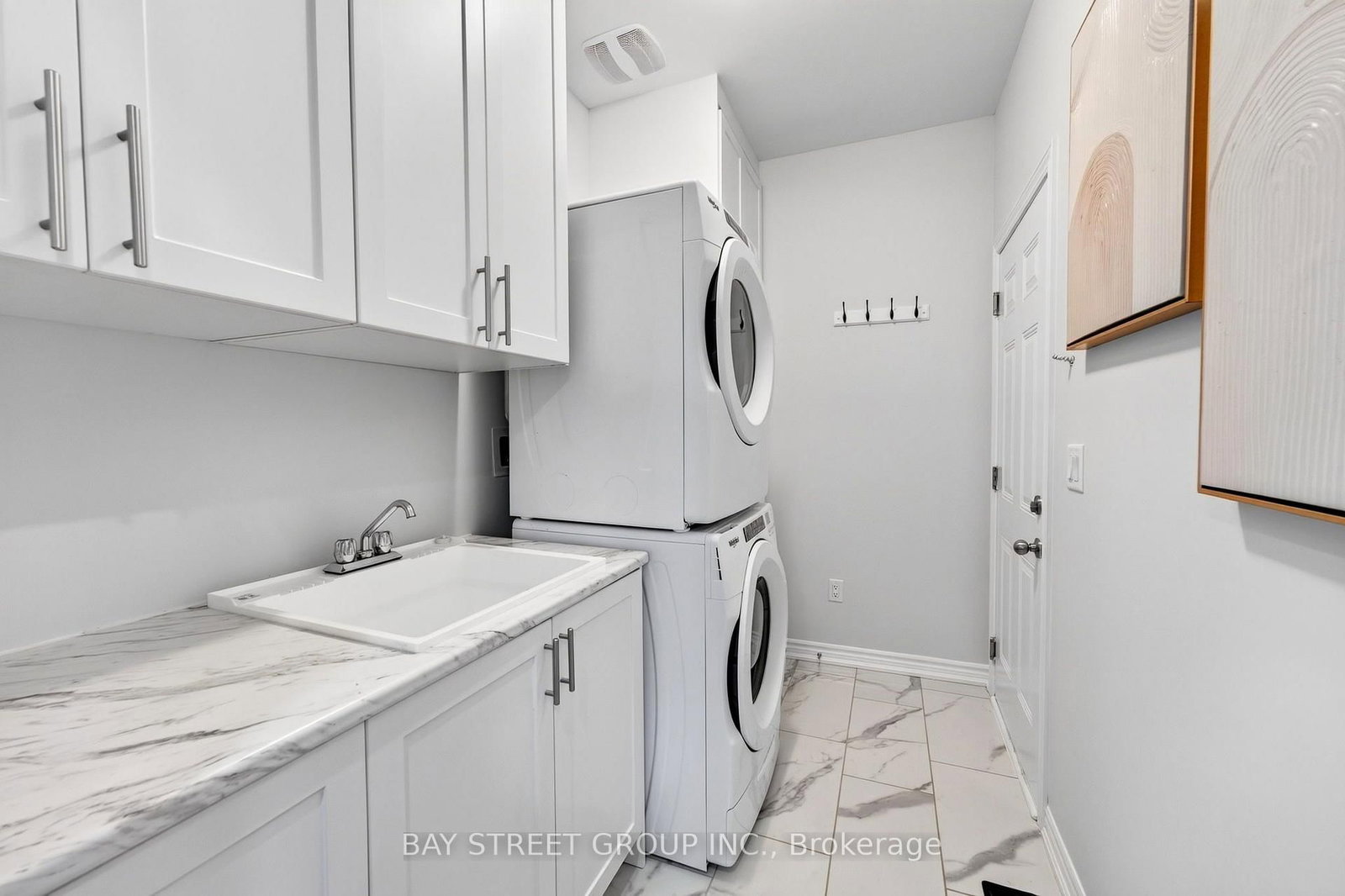 62 MINNOCK Street • Caledon, ON photo 24