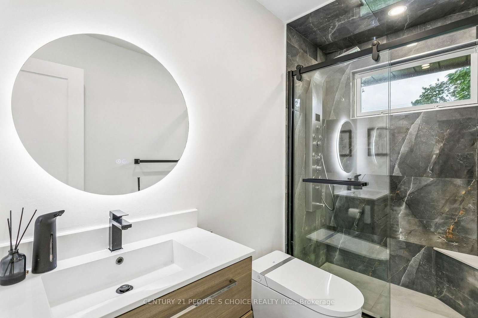 2505 Yarmouth Crescent • Oakville, ON photo 33