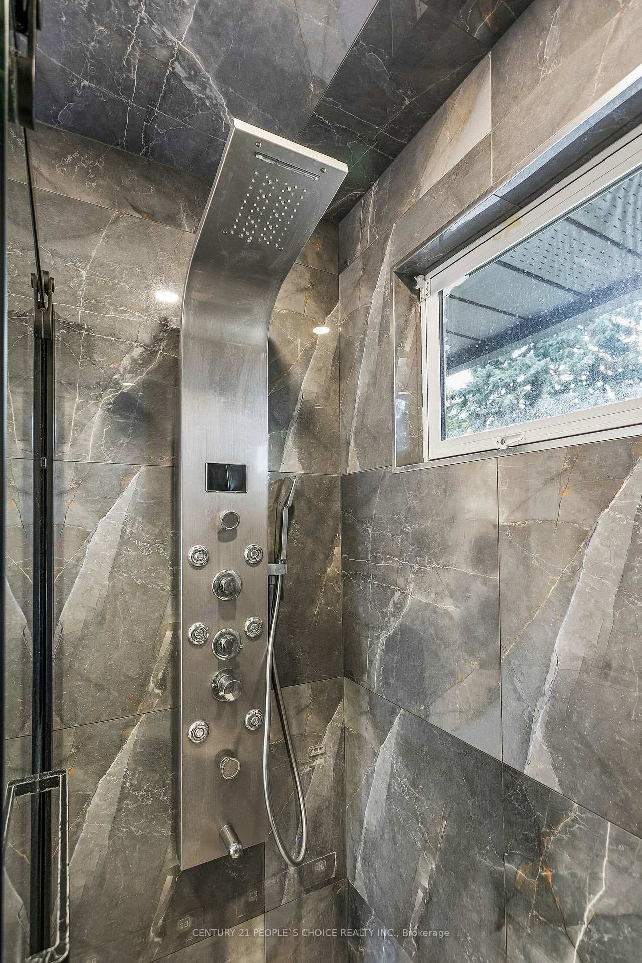 2505 Yarmouth Crescent • Oakville, ON photo 34