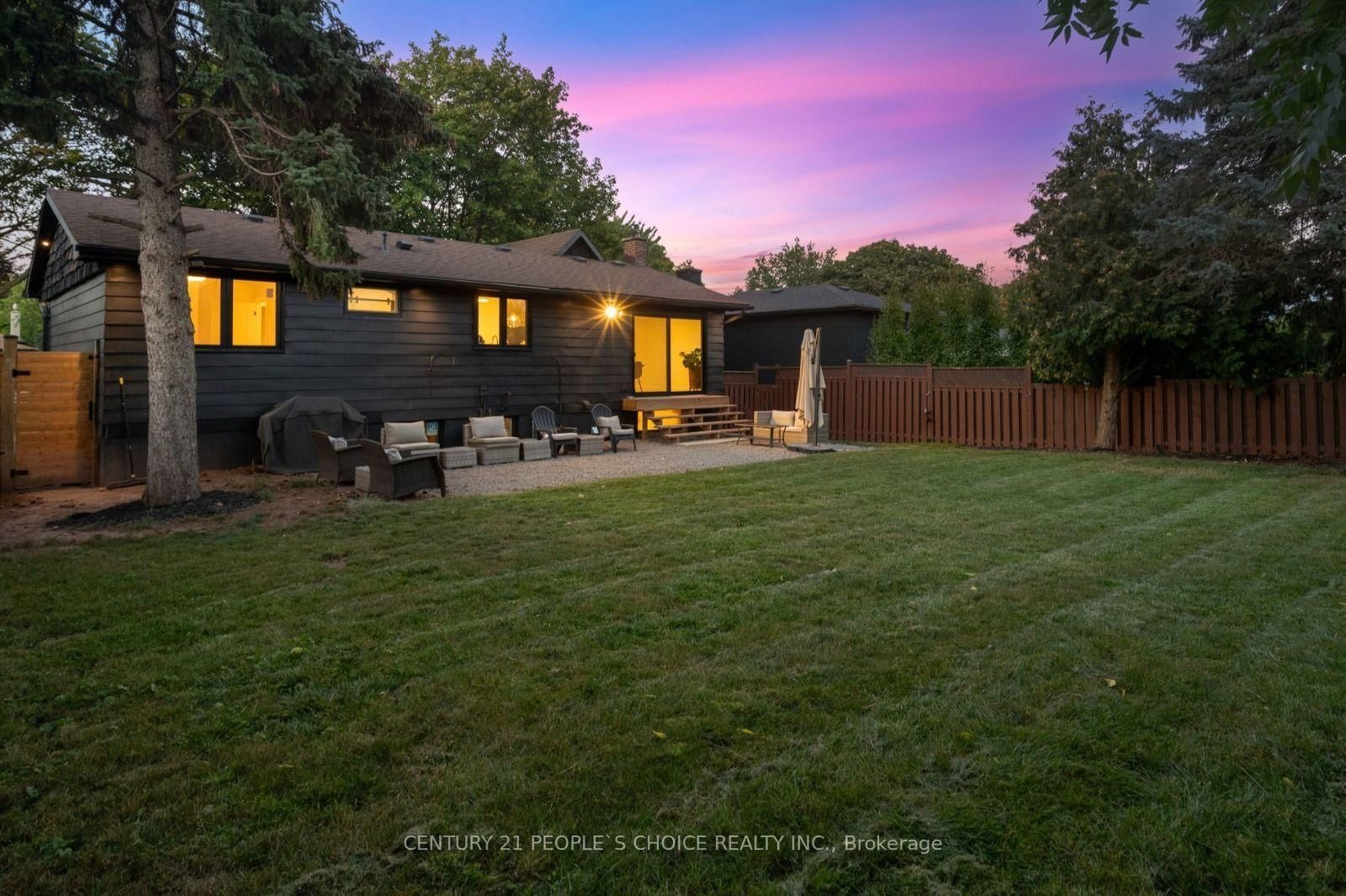 2505 Yarmouth Crescent • Oakville, ON photo 48