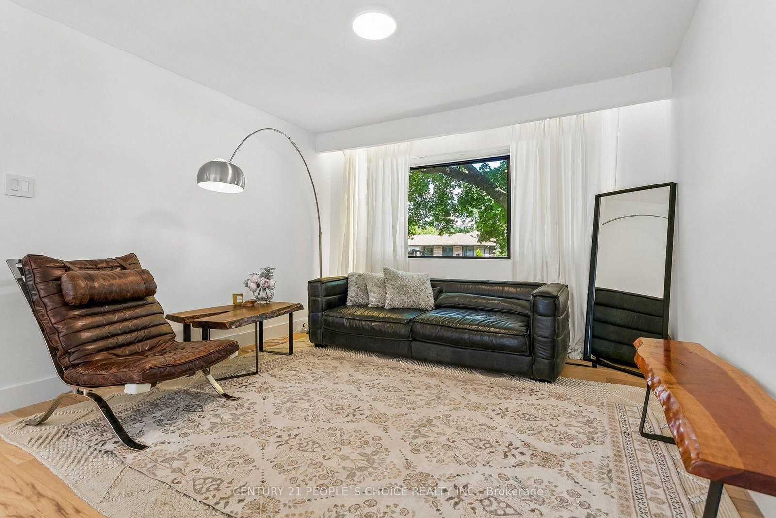 2505 Yarmouth Crescent • Oakville, ON photo 9