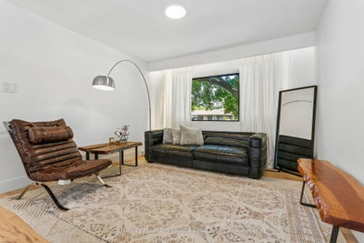 2505 Yarmouth Crescent • Oakville, ON photo 9