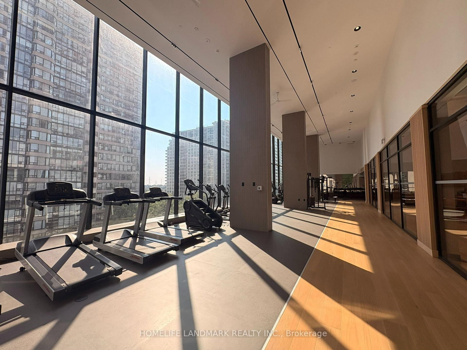 505-395 Square One Dr, Mississauga, view 16