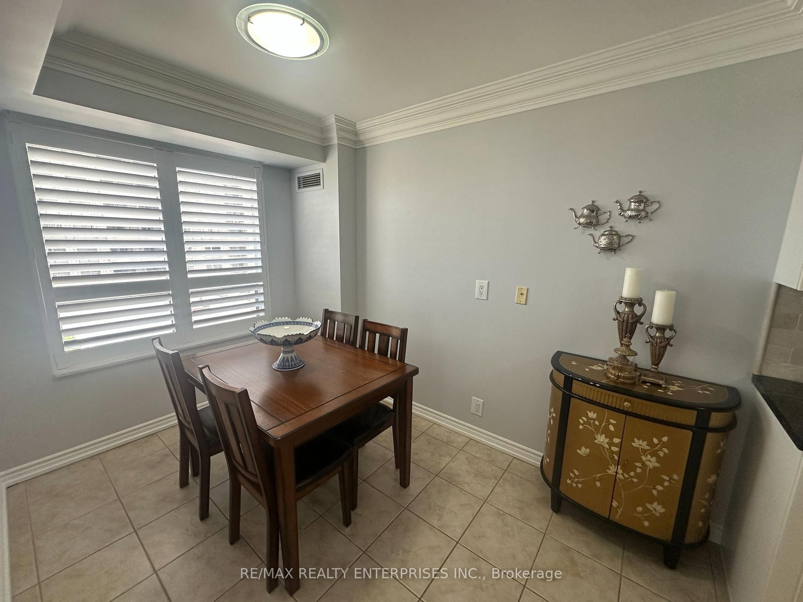 35 Kingsbridge Garden Circle W • #711 • Mississauga, ON photo 19