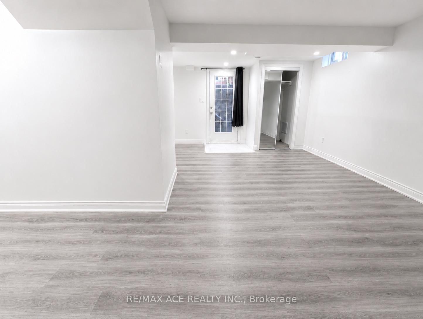 250 Murray Street • Brampton, ON photo 29