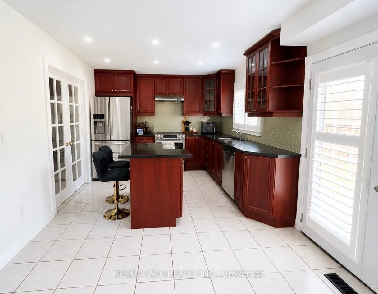 250 Murray Street • Brampton, ON photo 32