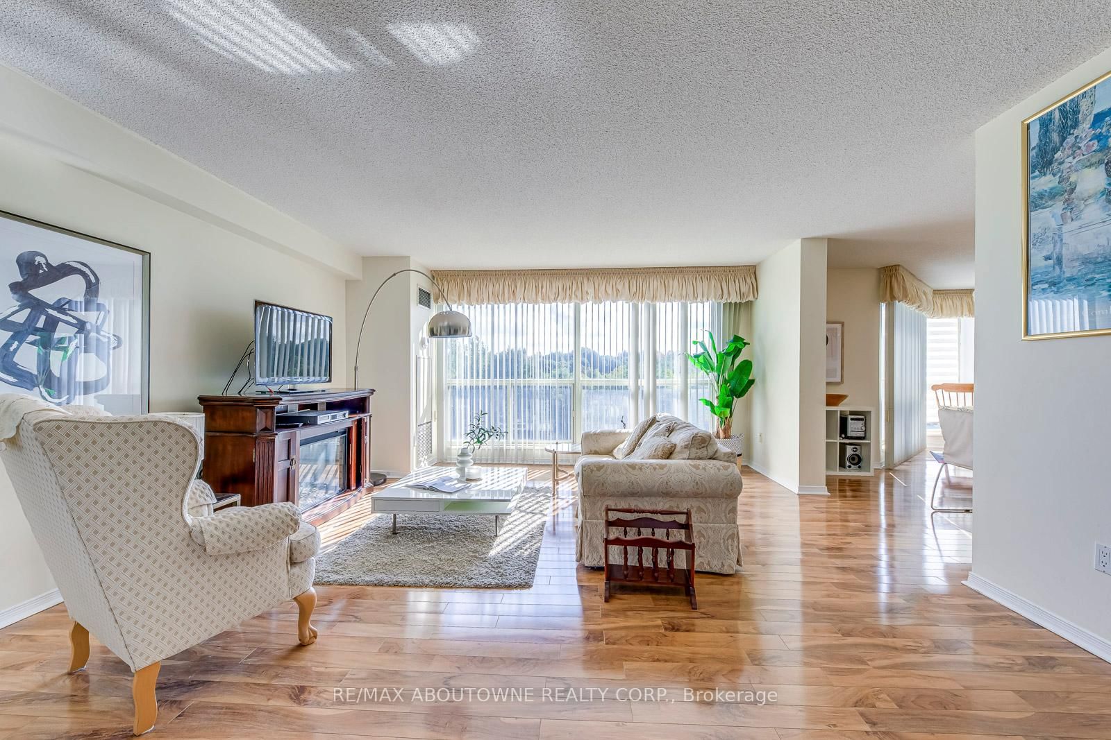 1700 The Collegeway • #613 • Mississauga, ON photo 11