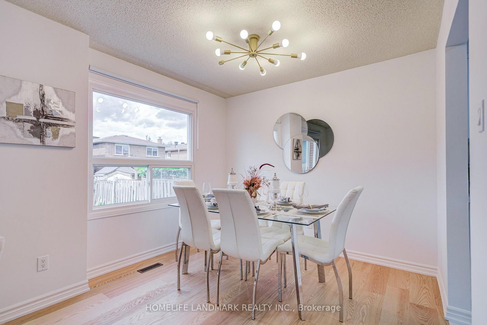 20 Barolo Road • Toronto, ON photo 12