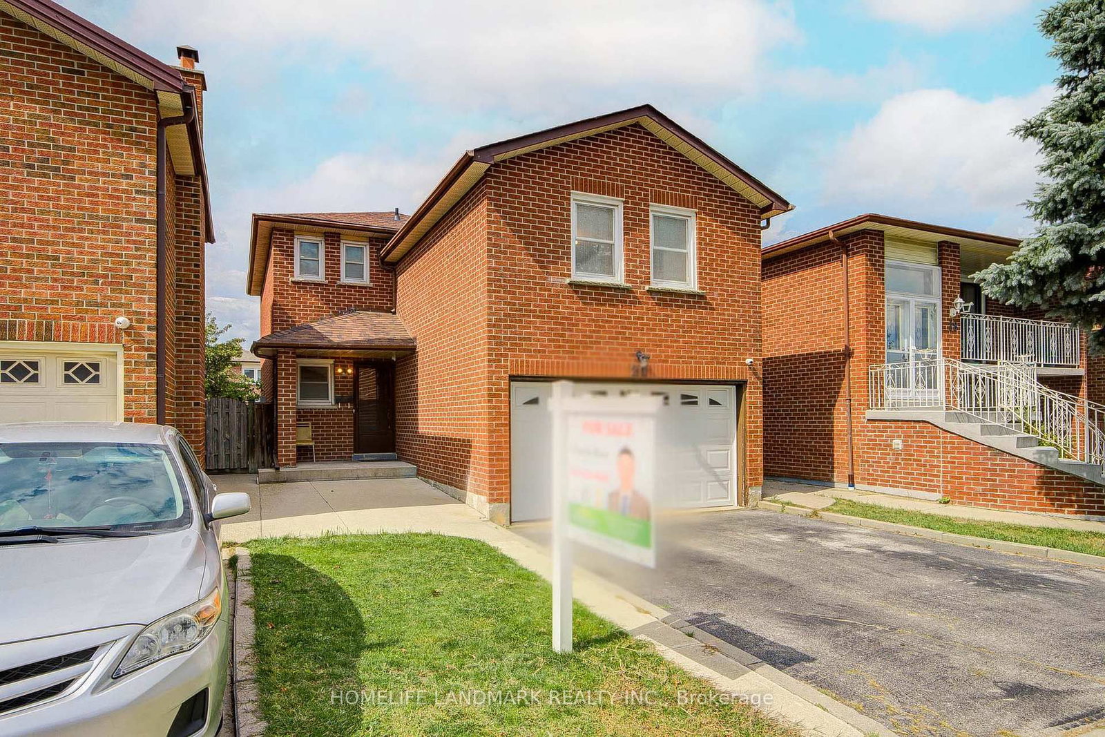 20 Barolo Road • Toronto, ON photo 2