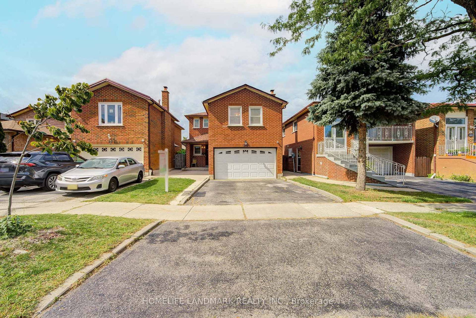20 Barolo Road • Toronto, ON photo 4