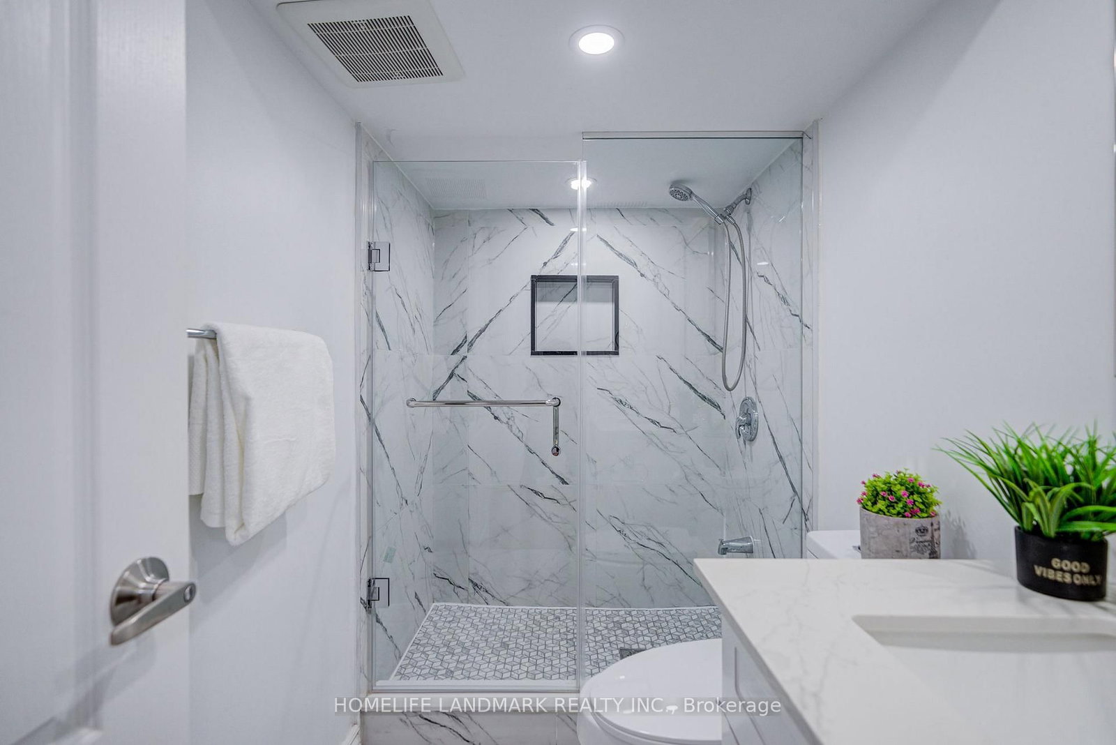20 Barolo Road • Toronto, ON photo 45