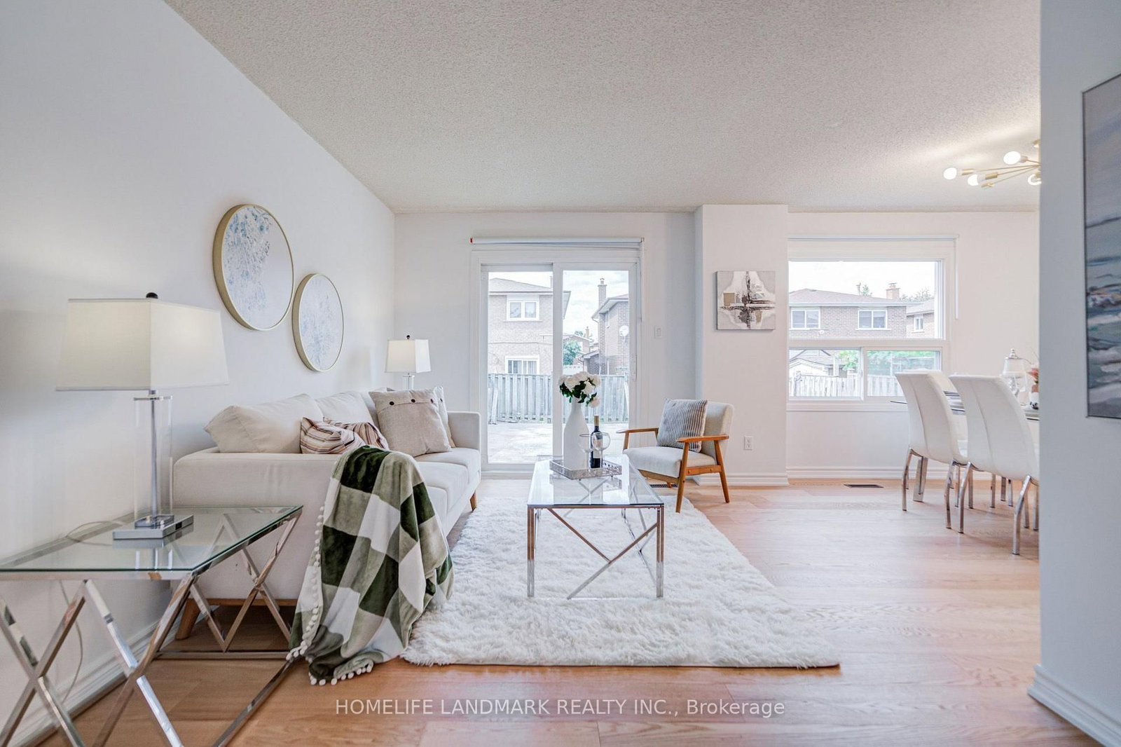 20 Barolo Road • Toronto, ON photo 6