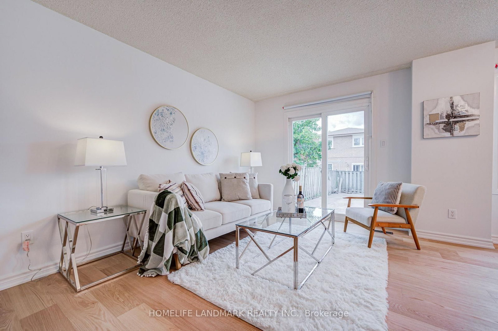 20 Barolo Road • Toronto, ON photo 7