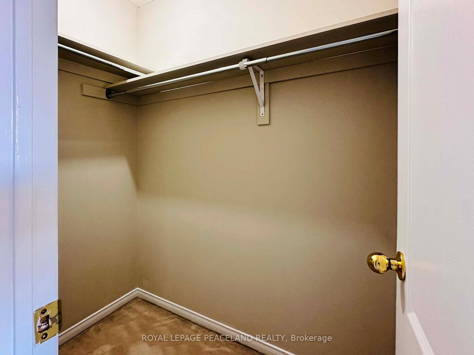 3851 Foxborough Tr, Mississauga, view 17