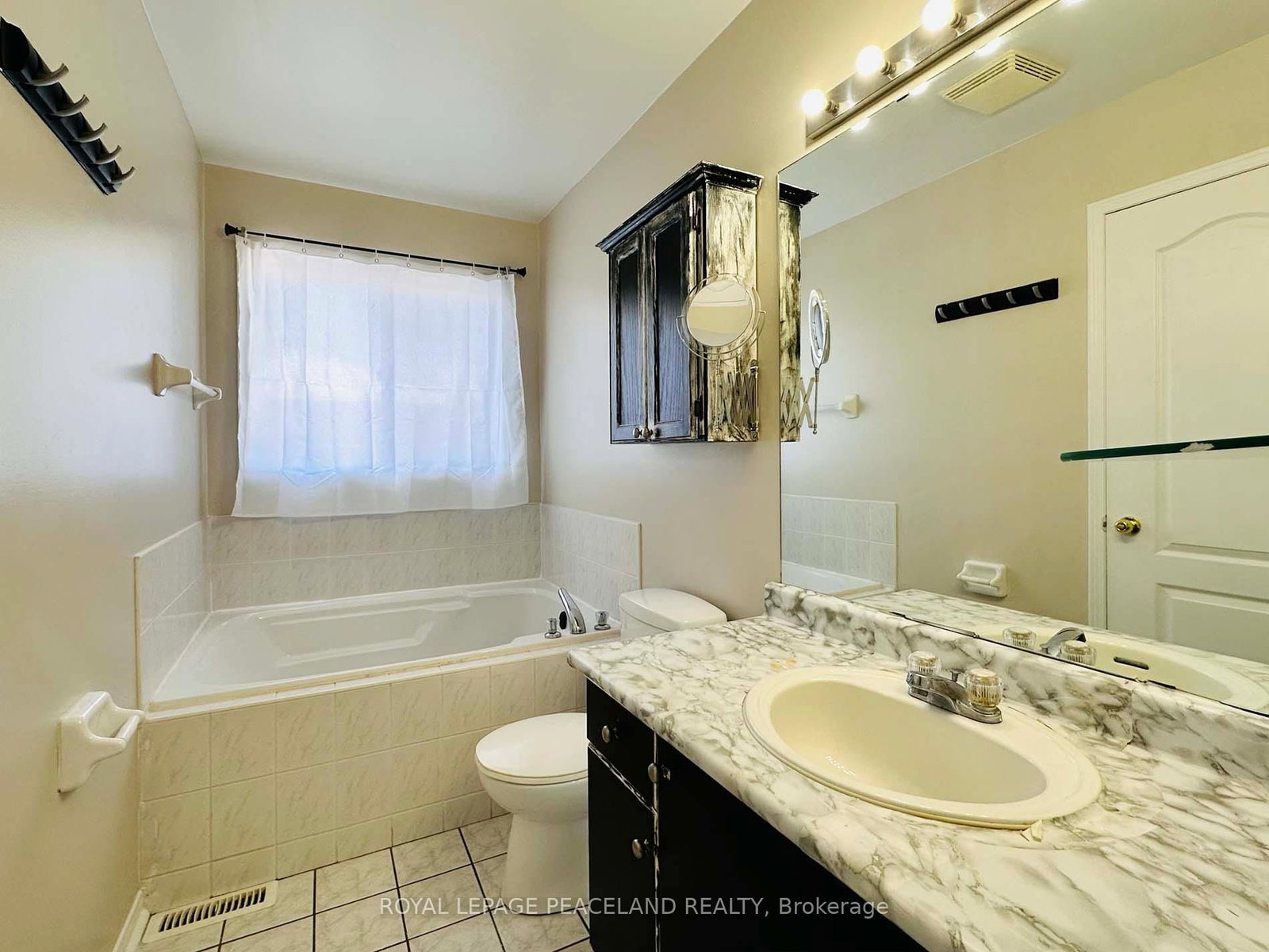3851 Foxborough Tr, Mississauga, view 18