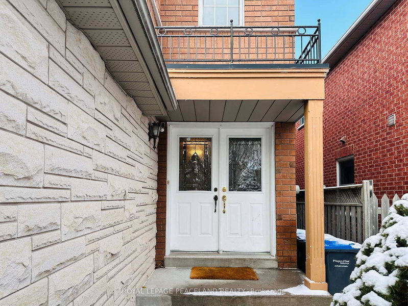 3851 Foxborough Trail