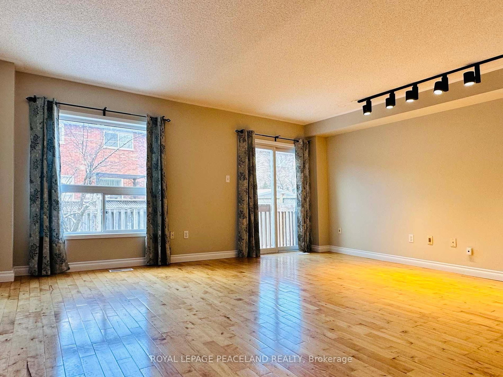 3851 Foxborough Tr, Mississauga, view 6