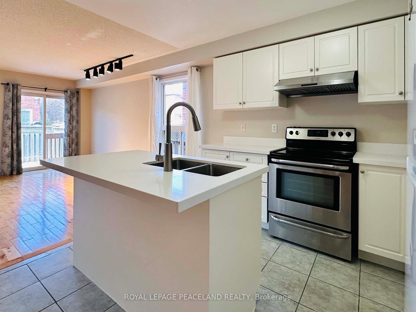 3851 Foxborough Tr, Mississauga, view 8