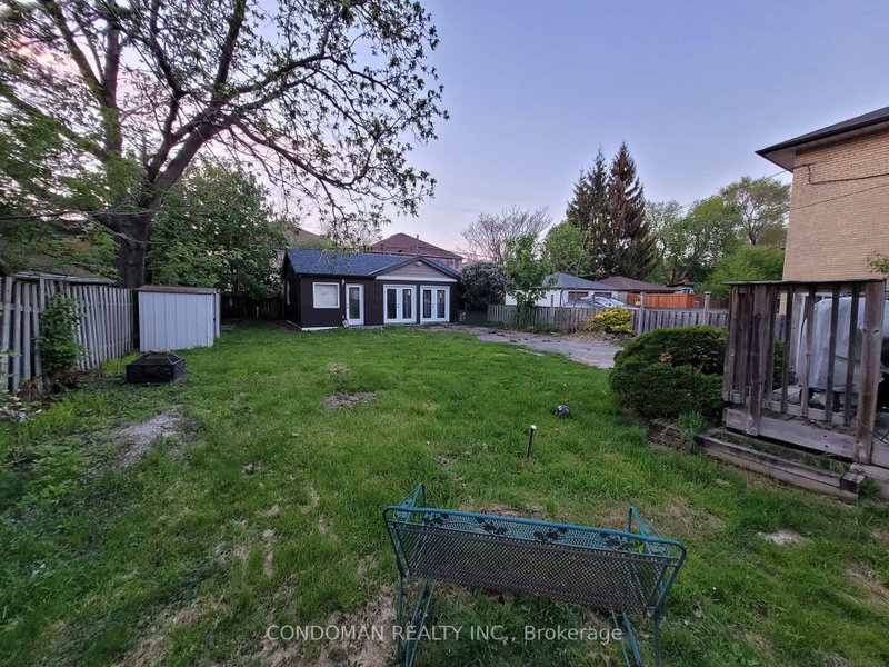 Coachhouse - 22 Fairfield Avenue