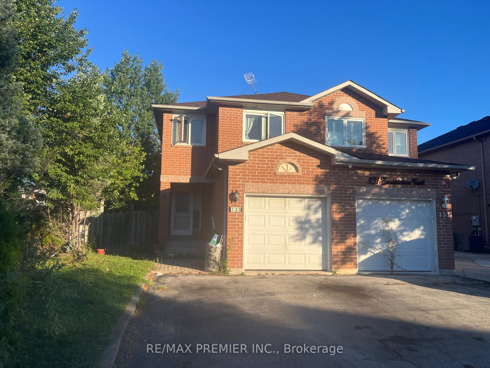 133 Saddletree Trail N • Brampton, ON photo 3