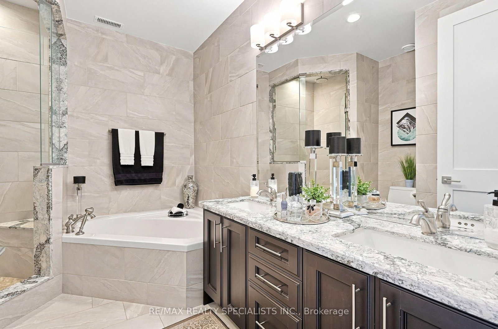 6786 Mclaughlin Road • #311 • Mississauga, ON photo 25
