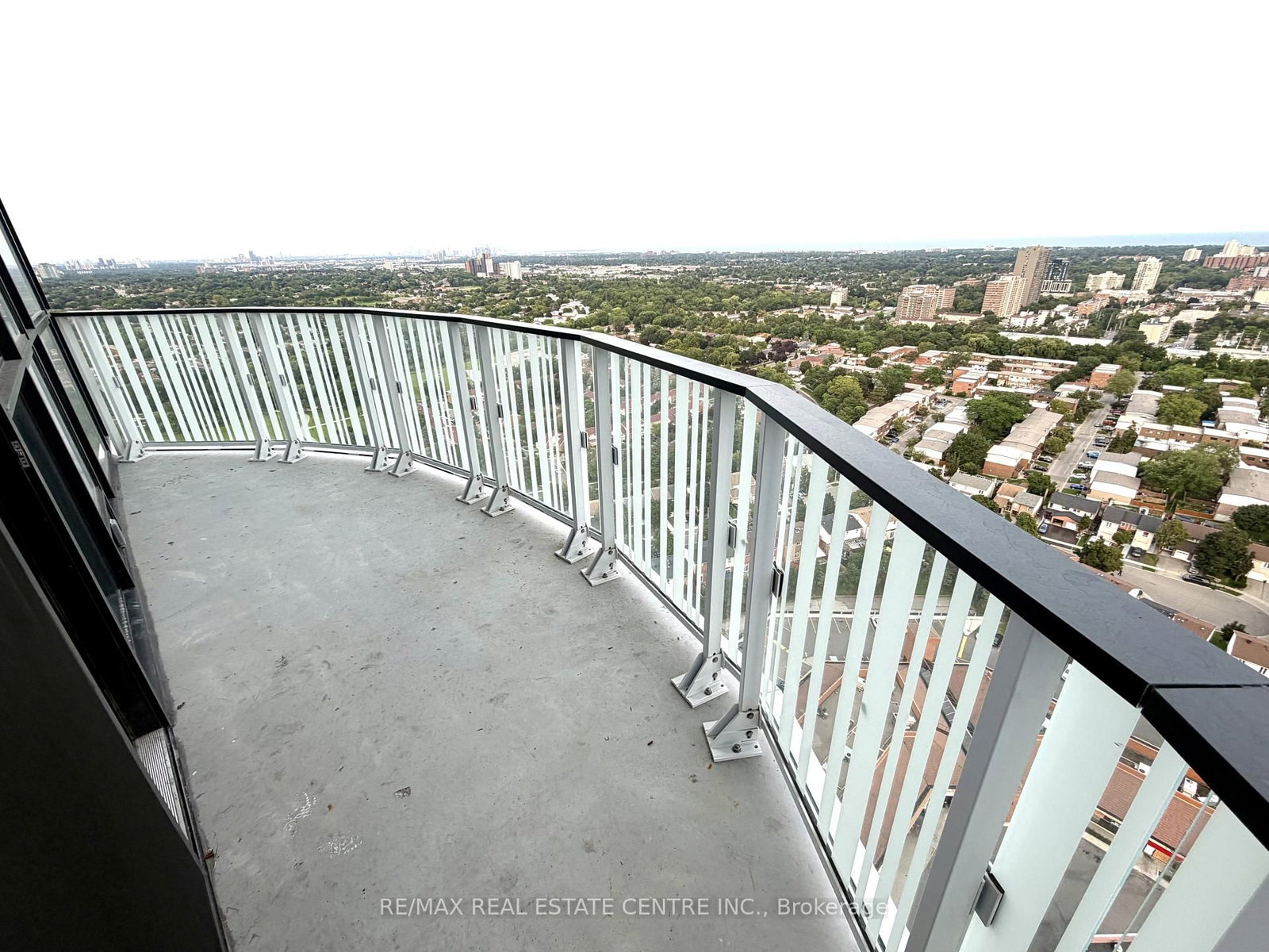 2602-1 Fairview Rd, Mississauga, view 19