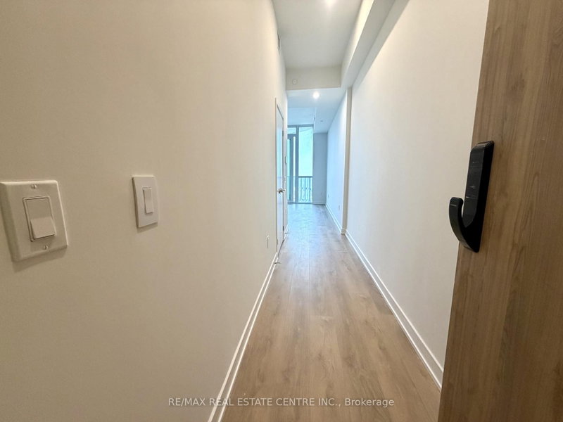 2602 - 1 Fairview Road E