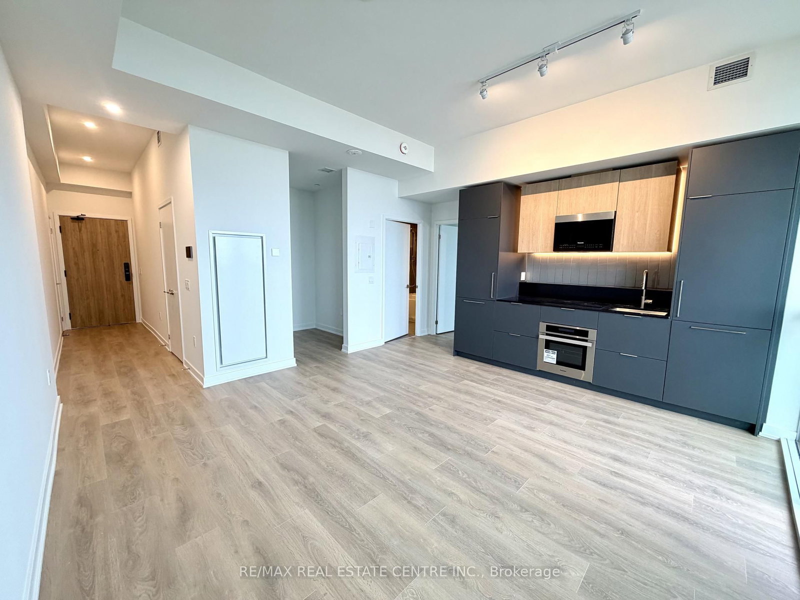 2602-1 Fairview Rd, Mississauga, view 6
