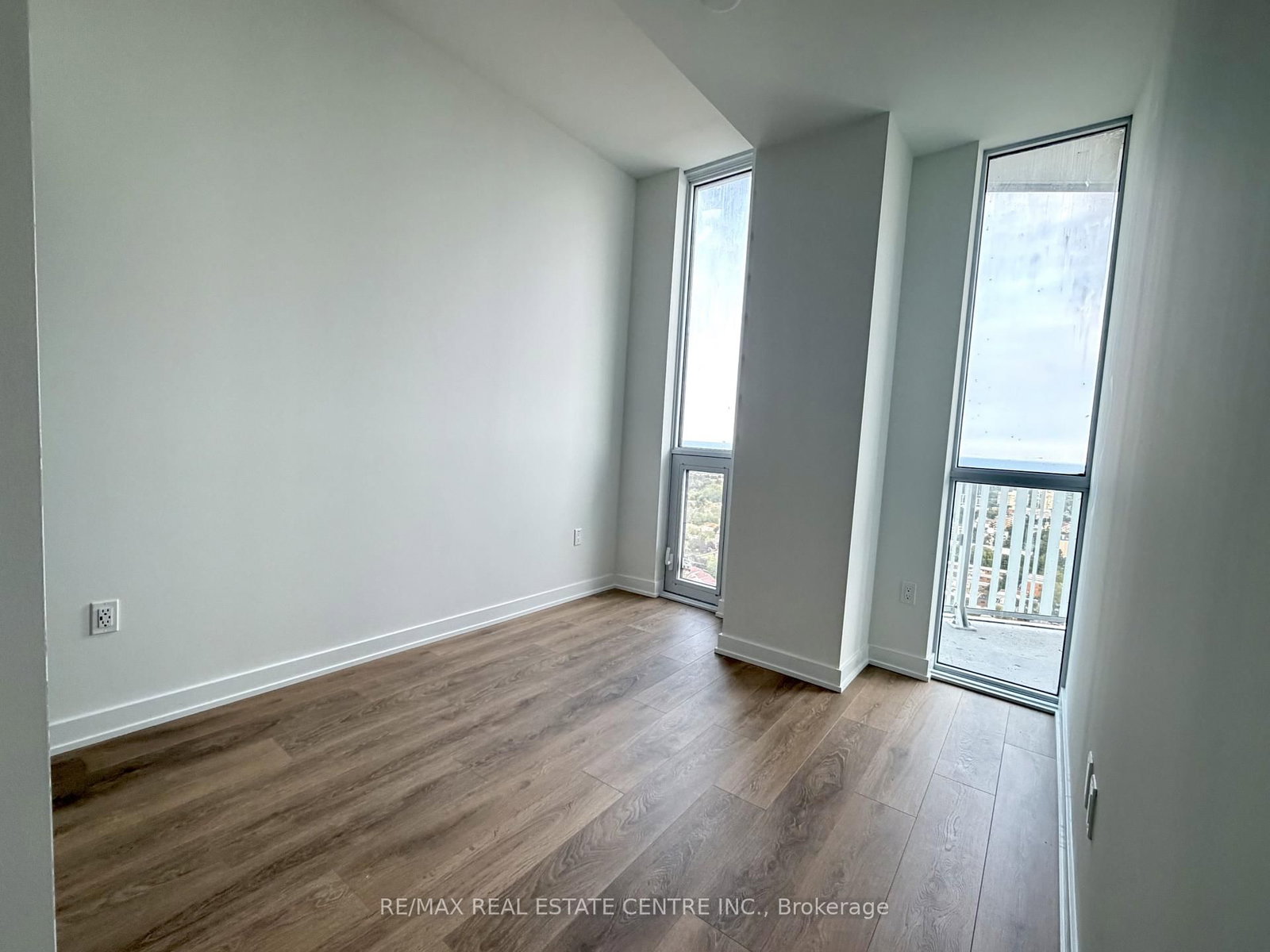 2602-1 Fairview Rd, Mississauga, view 8