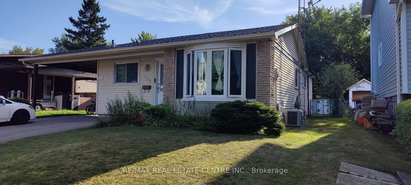 Main Floor Only - 532 WOODWARD Avenue