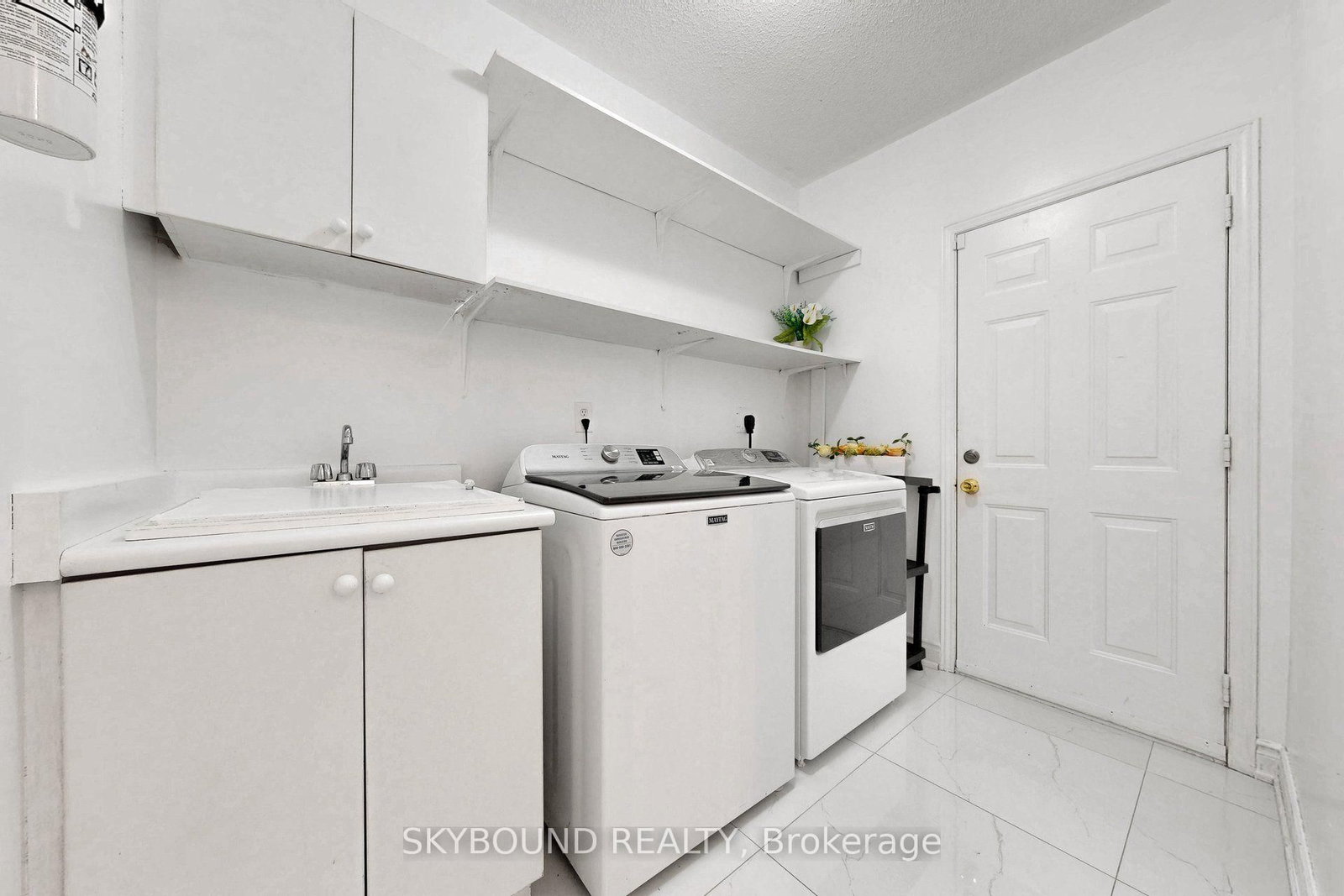 5925 Manzanillo Crescent • Mississauga, ON photo 10
