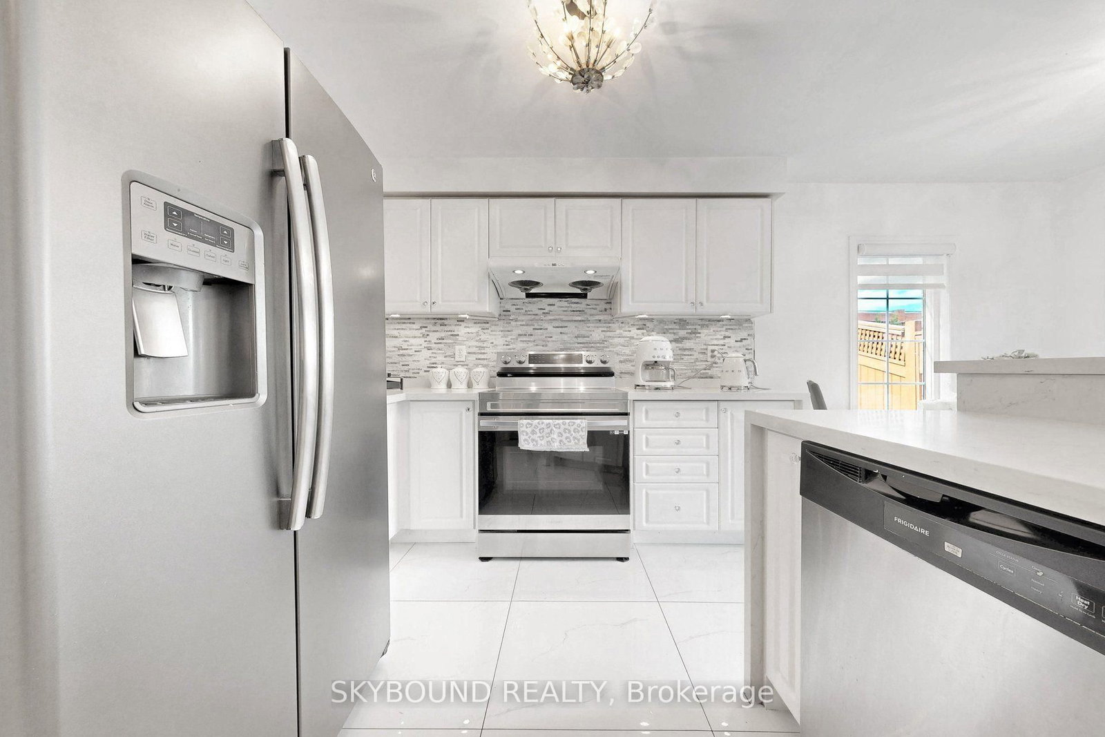 5925 Manzanillo Crescent • Mississauga, ON photo 11