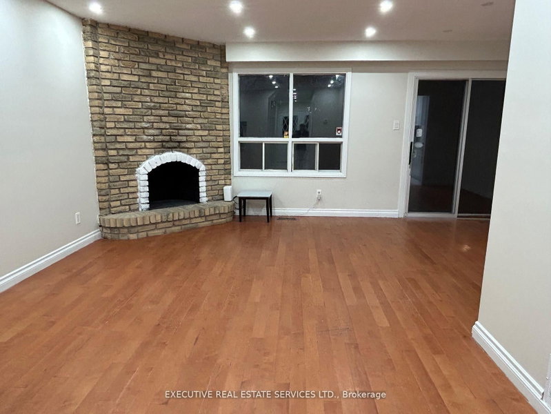 90 Primrose Crescent