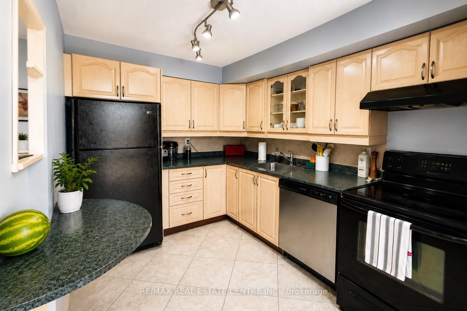 1300 Marlborough Court • #516 • Oakville, ON photo 22