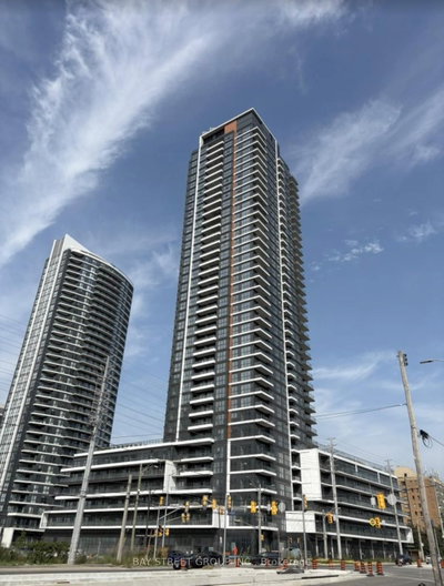 606 - 15 Watergarden Dr - Photo 1