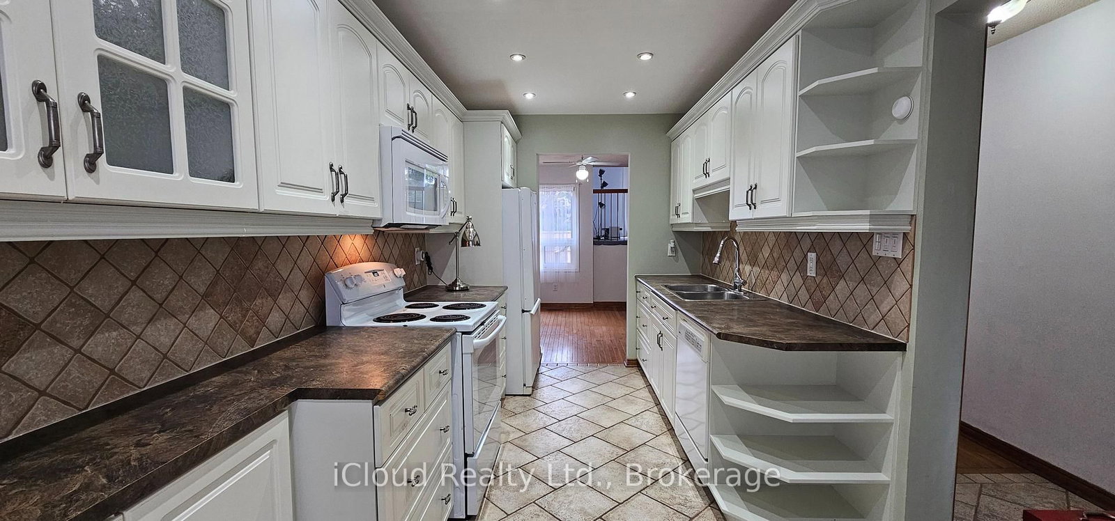 12 Simmons Boulevard • Brampton, ON photo 10
