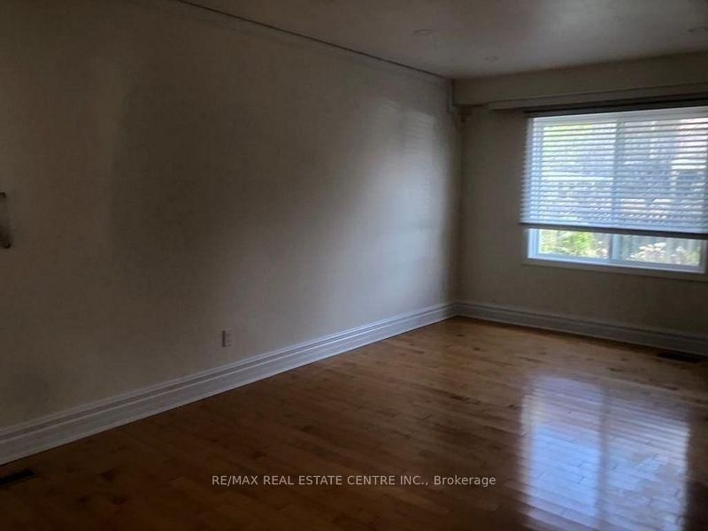 1538 Cuthbert Ave, Mississauga, view 10