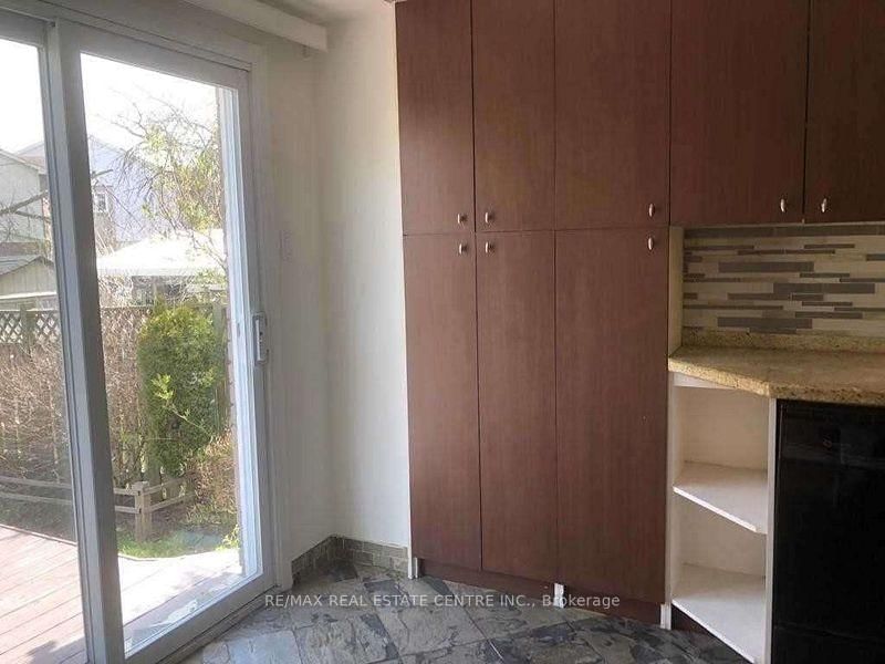 1538 Cuthbert Ave, Mississauga, view 8
