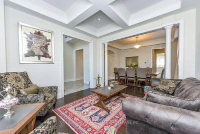 12 Love Court • Brampton, ON photo 5