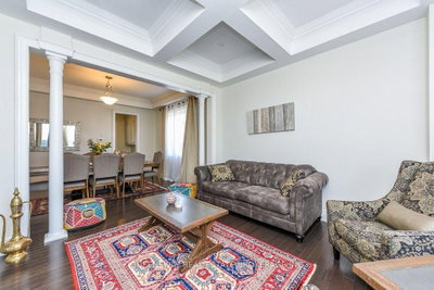 12 Love Court • Brampton, ON photo 6